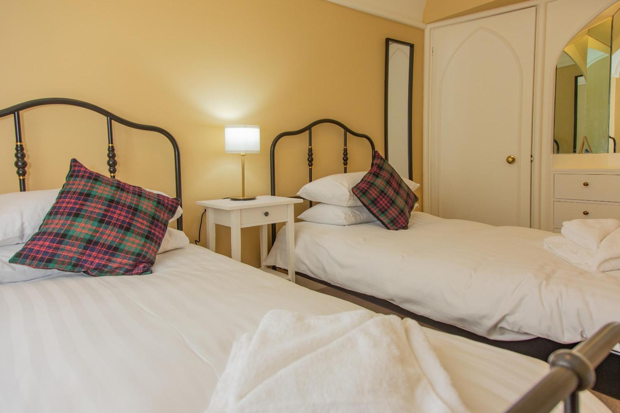 Ardvasar  Armadale Castle Cabins חדר תמונה