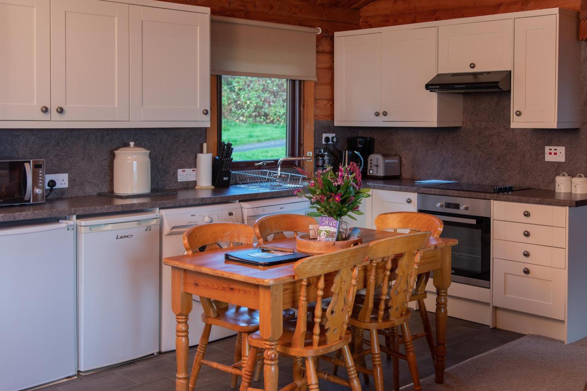 Ardvasar  Armadale Castle Cabins מראה חיצוני תמונה